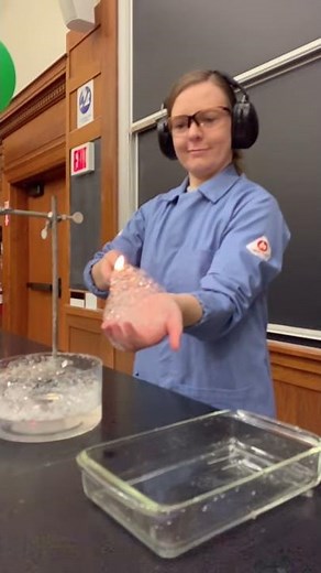 Making water from hydrogen and oxygen gas