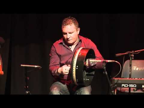Traditional Irish Music from LiveTrad.com: Cherish The Ladies featuring John Joe Kelly on bodhrán