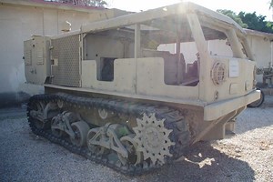 M4 High Speed Traktor - Fotos & Video