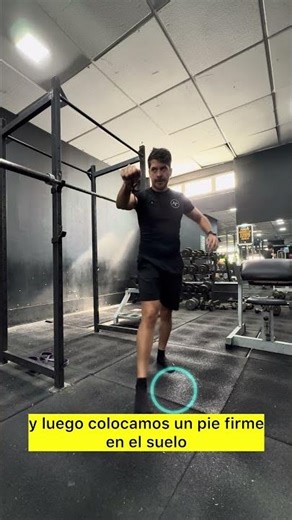 Press Horizontal con Goma Cross Conect Marcha