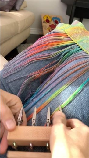 Rainbow fringe twist technique #textileart #diy