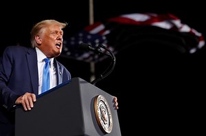 WATCH: Democrats show past Trump rallies cheering violence