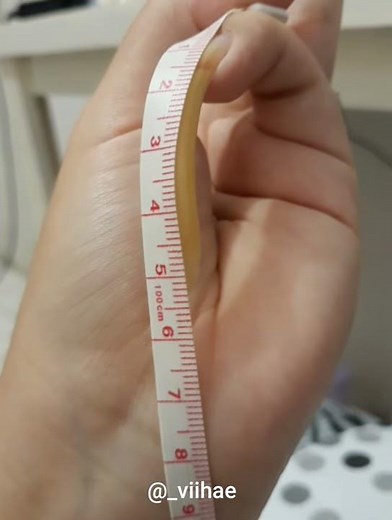 Measuring my long nails | October
