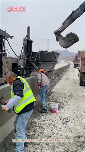 How a Slipform Machine Works in Action