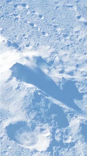 A mysterious object appears near the Moon during observation and quickly moves across the view