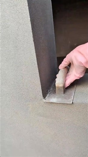 SIMPLE TRICKS PLASTER :This plaster trick makes it perfectly smooth