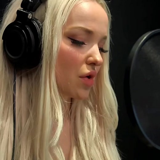 #descendants #chinamcclain #dovecameron #cameronboyce