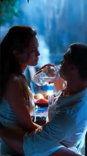 Mr. & Mrs. Smith's Unforgettable Kiss 💋 #HollywoodMovies #Romance