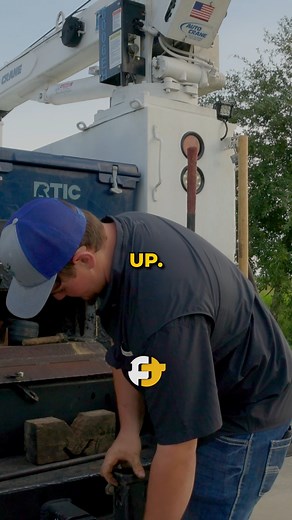 171K views · 1.8K reactions | Set Up The Cylinder - #mechanic #heavyequipment #cylinder | Fortis HD | Facebook