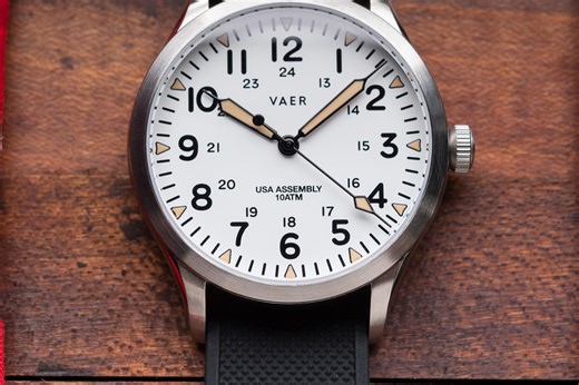 Best quartz field watches