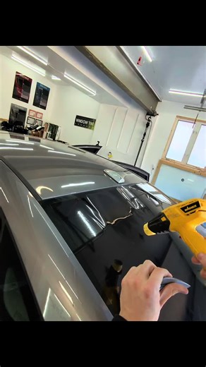 Achieving Perfect Rear Window Tint with 5% Ceramic Film