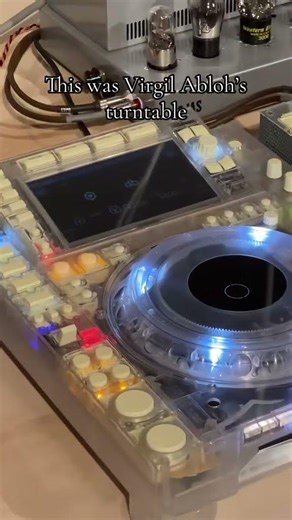 Virgil Abloh’s custom DJ turntable set up was on display at the Brooklyn museum.