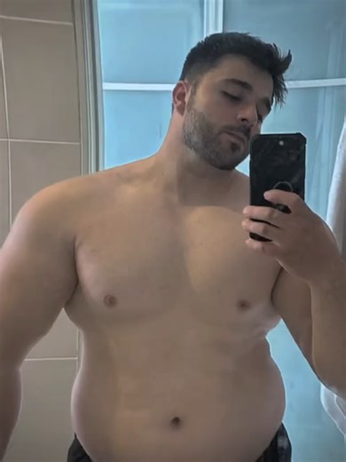 @mo.r01 💪 #glowup #bulking #fy #trend #fypシ゚