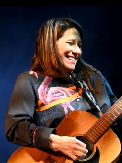 Kim Deal — Architect of Alternative Rock #RockHistory #MusicHistory #WomenInMusic #kimdeal #thebreeders