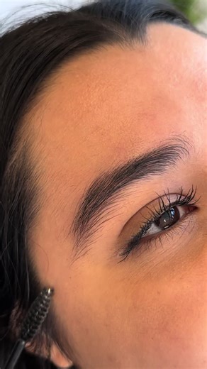 Eyebrow Threading: Shorter Tail for a Natural Finish