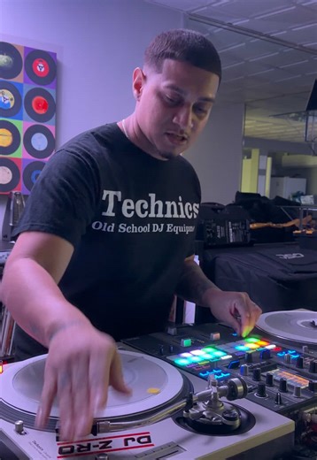 🔊🔥Latin & Sum Caribbean Flavor on this Uzi Beat Goes Crazy For Some Reason 😮‍💨#ZroTheDj #zess #soca #bachata #hiphop