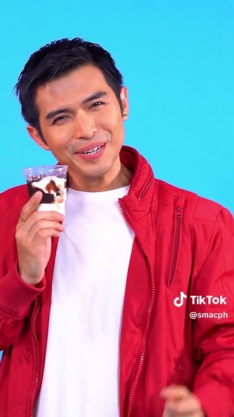 Catch big savings & score freebies at your fave restos, cafes & more as SM turns 65! Get a chance to enjoy discounts and freebies when you visit the SMAC booth inside any SM Mall and register your FREE SMAC Start Card until October 31! ⛽ FREE P500 fuel voucher or Shell merchandise at Shell. 🍔 Pay only P75 for an Original Jr. Snacker at KFC. 🍦 FREE Hot Fudge Sundae with every P300 spend on meals at McDonald’s. 🍯 Save P65 for a box of 9 Minibons at Cinnabon. ☕ Save P65 for any regular-sized dri