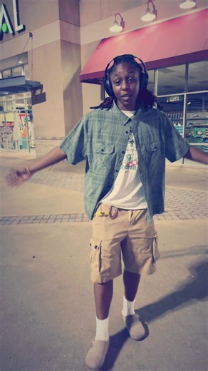 Sharday (@day2crazy)’s videos with original sound - Natalia (mitchel’s version) 🪽