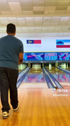 Storm equinox🎳🌪️ #bowling #bowlingspinner #bowlingtiktok #fyp #fypシ