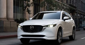 2022 Mazda CX-5 2.5 Turbo Signature vs. 2022 BMW X3