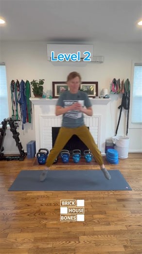 ✨STRONG BONES✨ and balance! Dynamic balance and impact exercise. #brickhousebones #strongbonespt