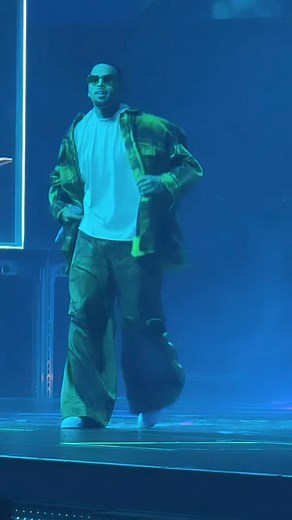 This video deserves a post Chris Brown Woooooo l'm Paranoid 😏 11:11 WorldTour ✨#breezyszn #teambreezy #breezyworld #chrisbrown #1111 #undertheinfluence #konfuzedpuff #breezy #chrisbrownofficial #chrisbrownmusic #chrisbrownedits #reelitfeelit #reelsviral #christophermauricebrown #chrisbreezy #chrisbrownfans #fanpage #explorereels | WORLD STARS