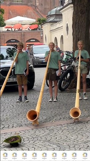 München Live - Viktualienmarkt mit original Alphornbläsern