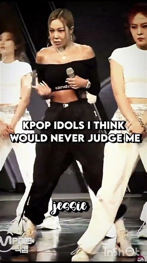#ahyeon #chaeryeong #hwasa #yunjin #liz #jennie #lia #jessie #fypシ #kpop