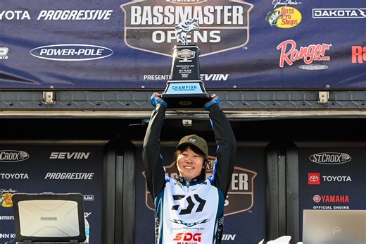 Aoki conquers Kentucky Lake - Bassmaster