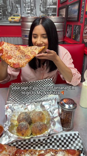 if your a local & live in Fontana you must try @MyNYPizzaofficial ! The pizza & jalapeño cheese balls are so good! 10/10 recommend #fontana #foodie #inlandempire #mynypizza #pizza