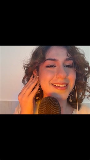 #asmr almost scratching your ear to sleep 😴 #tingles #mouthwhisper #visualtingle