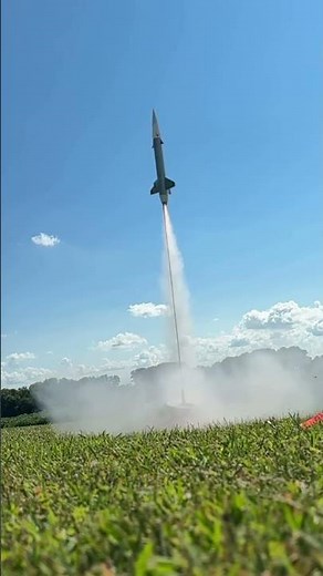 Estes Bullpup AGM-12D model rocket. First launch ever!