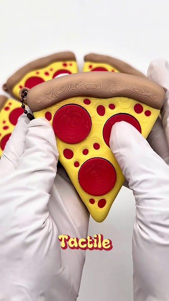 Explore the New Pizza Clicker Fidget Toy