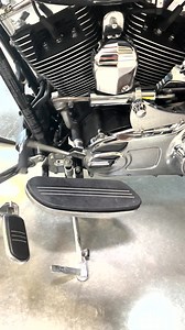 With a Pingel All Electric Shifter Kit installed on your Harley you can keep your feet up, your hands gripped firmly on the bars, and all you have to do to shift is push the buttons on your handlebar control. The unit really puts more fun into your riding experience. You don't lose the ability to shift manually, but you'll never want to go back to it because you'll be having too much fun | Vtwin Visionary