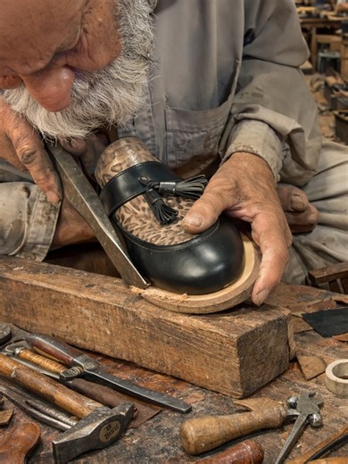Traditional Handcrafted Shoemaking Techniques