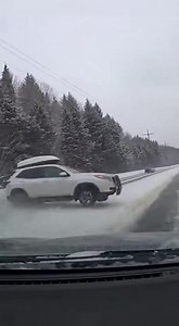 Dash Cam Captures Terrifying Multi-Car Crash After Vehicle Spins Out on Ice and Gets Hit Twice Before Flying Into Oncoming Traffic Bozeman, Montana – December 3, 2025 A frightening chain-reaction crash unfolded on an icy Montana highway when a car lost control, spun across the lane, was struck by the dash-cam driver, and then continued sliding uncontrollably straight into oncoming traffic. The shocking sequence was all captured in chilling clarity. The video begins with steady snow falling as th