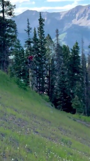 GNARLIEST Mountain Bike Slam of the Summer 😱🤘