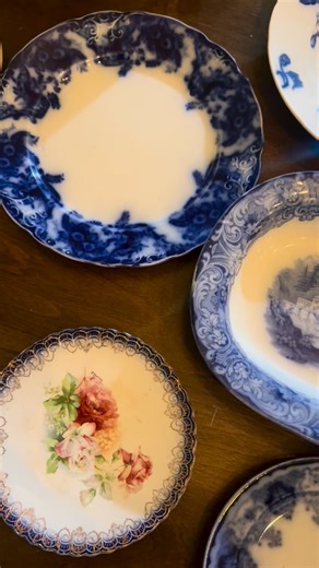 They didn’t mean to make it this dreamy 💙 Flow Blue china was born in the mid-1800s in England when potteries were trying to create crisp cobalt transferware designs. During firing, the blue pigment would soften and “flow” slightly into the glaze, creating that signature blurred, watercolor edge. What was once considered a flaw quickly became one of the most romantic and collectible styles of Victorian ceramics. No two pieces flow exactly the same — and that’s the magic. Soft edges. Old souls. 