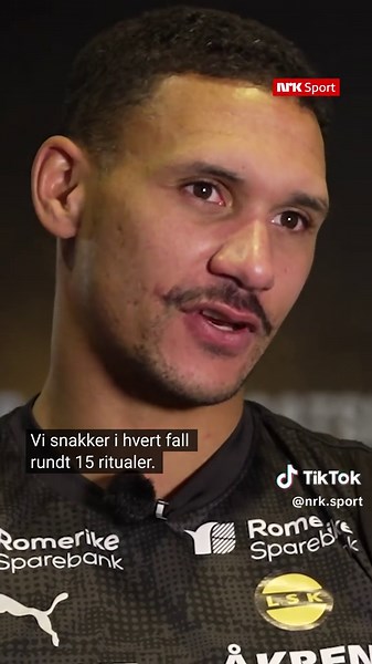 Vi har hørt om «Everything shower», men dette da, Ruben 👀🤭 Kun to dager igjen til cupfinalen på NRK! #NRKSport #cupfinalen #LSK #Fotball