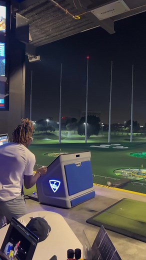 Top Golf Guy Goes Viral with Snappy Gilmore Shot | Ryan Rustand