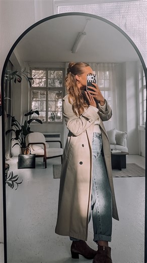 Michelle Langner on Instagram: "Ich sag’s euch wie es ist, ich war in 2 Jahren öfter mit Nala beim Tierarzt als ich 5,5 Jahren mit Simba 😅. Ich habe das Gefühl die Strassenhunde sind robuster. Mittags haben wir Brians Bus abgegeben zum bekleben und direkt mein Auto gewaschen, der war schon weiß vor lauter Salz 🤭. Ich ziehe mich am Tag übrigens gerne mehrmals um 😅Ihr seht ein ganz normaler Tag 🤩."