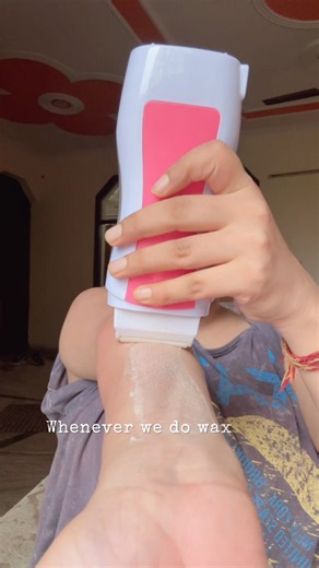 Waxing at home with making mess 🫠 #waxing #wax #hairwax #hairwaxing #waxings #coldwax #bodywax