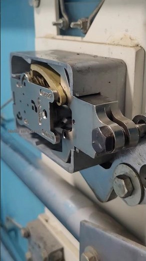 LORD COMBINATION LOCK #locksmithhack #whatisinside @mallusafecracker #shorts #howitworks #asmr