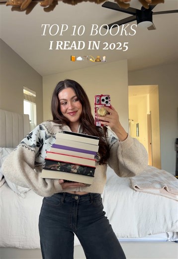 Slower reading year for me but still added some amazing books to my shelf!! Did you read any of these this year too?🌟📖 #booktok #bookrecommendation #2025readingwrapup #bookrecs #creatorsearchinsights booktok, books, book recommendations, best books 2025, romance booktok, fantasy romance, thrillers, reading wrap up, cozy lifestyle, homebody, bookish, hobbies