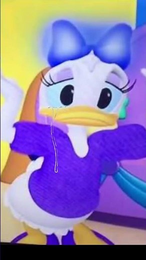 (Daisy Duck) Minnie’s Bow Tique crying
