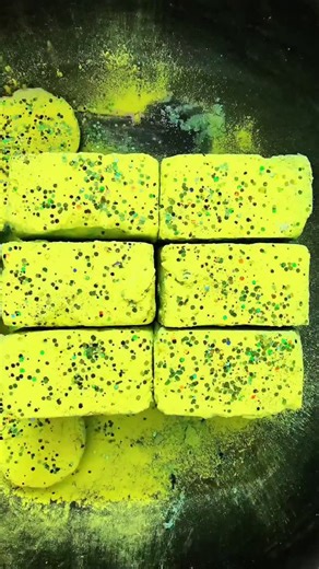 ULTRA DUSTY HOMEMADE SOFTEST JUMBO BLOCKS & ROUND REFORMS WITH NEON POWDER TOPPINGS ✨🥎✨ FULL LENGTH VIDEOS AVAILABLE IN MY YOUTUBE CHANNEL PLEASE DO SUBSCRIBE AND SUPPORT ME LINK TO THE CHANNEL IN BIO PAGE 📌📃 NO EDIT OR REPOST OF MY CONTENTS ON ANY SOCIAL MEDIA PLATFORMS EVEN WITH CREDITS 🚫🚫 #chalkcrushing #gymchalklovers #gymchalkcrush #gymchalkasmrpage #gymchalk #gymchalkcrumbling #gymchalkcrushing #gymchslkasmr #gymchslksnapping #gymchslkcrushing | Chalk Crush ASMR
