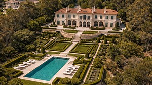 Luxury hillside estates and gardens from above