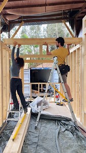 EDA ATILLA on Instagram: "Começando o teto da nosso Tiny house🏡"