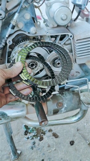 How to Change Clutch Plate on Splendor Bike | Mechanic Tips #bikemaintain #bikerepair #short
