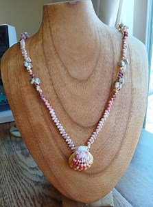 Rare Niihau Shell Lei: Hawaiian Sunrise Shell Necklace, Momi Kahelelani - Etsy
